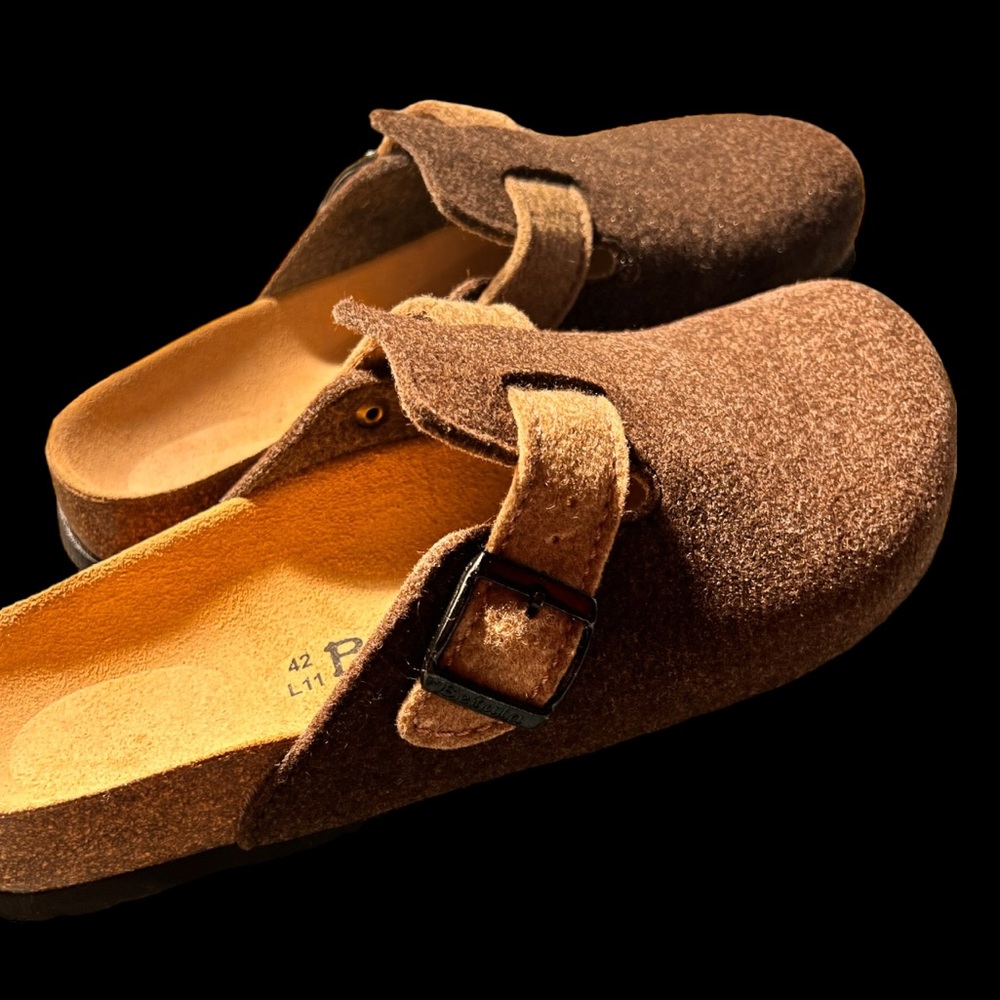 Birkenstock wool felt cacao clogs
